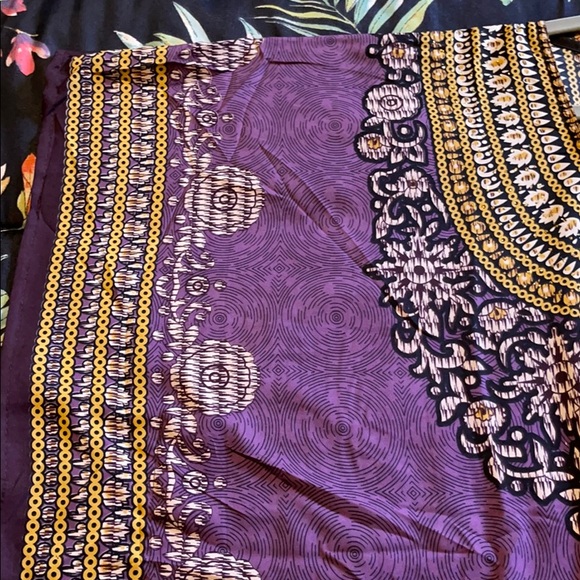 🚫SOLD🚫Beautiful Caftan w/delicate embellishments - Picture 5 of 5